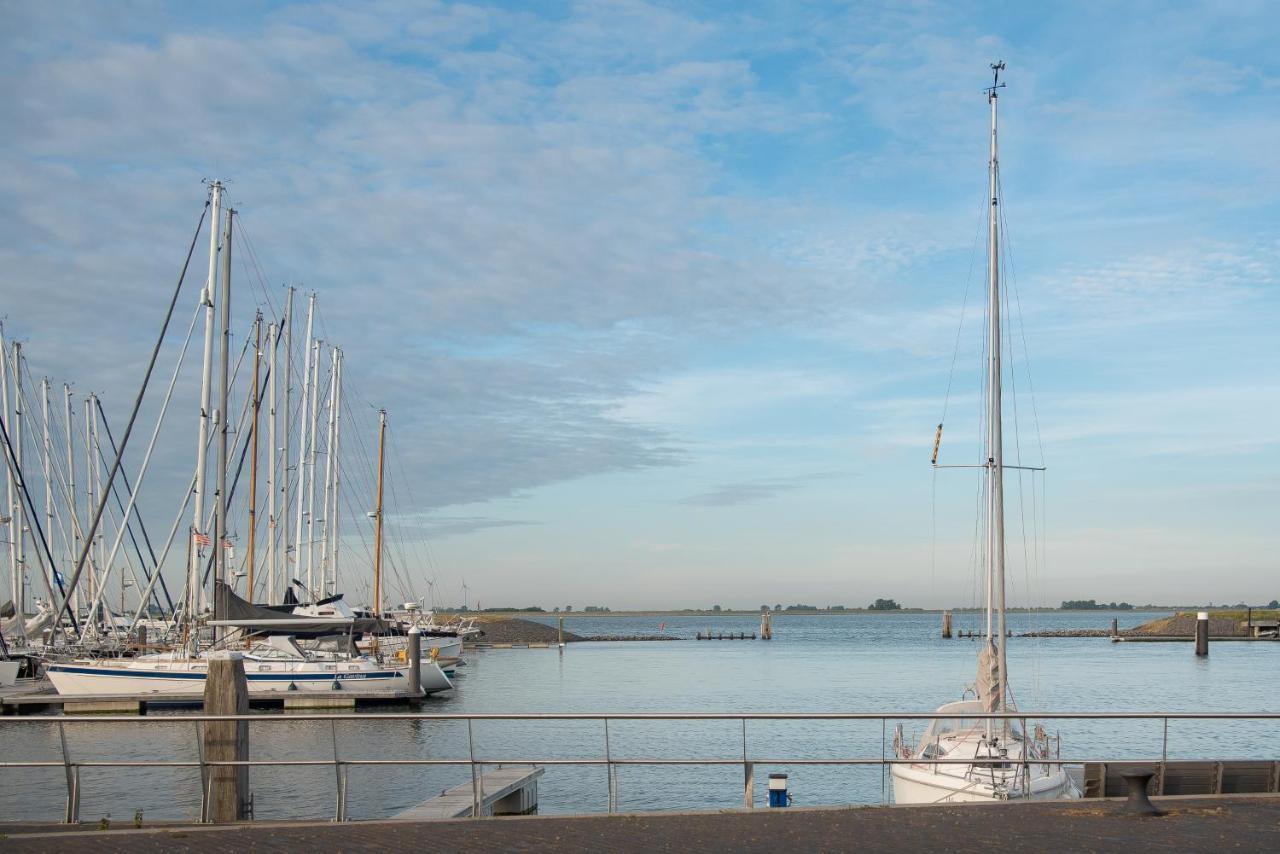 Chalet Luxe In Zeeland Aan De Kust Sint-Annaland