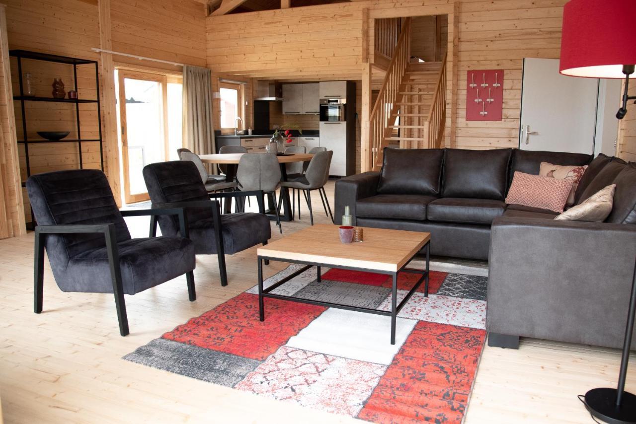 Chalet Luxe In Zeeland Aan De Kust Sint-Annaland